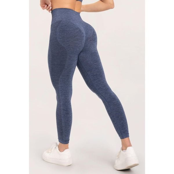 Legginsy fitness damskie Gym Glamour seamless. Niebieskie legginsy GYM GLAMOUR, bez wzorów. Za 169,99 zł.