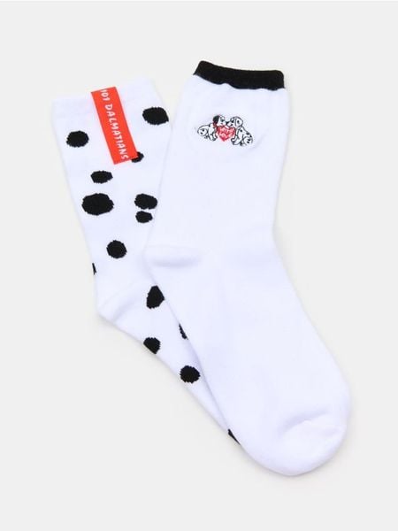 Skarpetki 2 pack 101 Dalmatians - biały. Białe skarpetki Sinsay, bez wzorów. Za 12,99 zł.