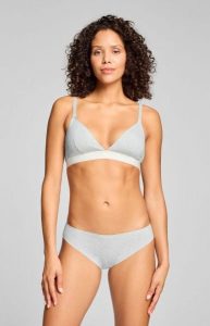 Puma figi damskie Invisible Cotton 2-pak Jasnoszary melanż. Szare figi Puma, bez wzorów, z bawełny. Za 156,20 zł.