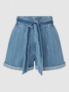Pepe Jeans Szorty dżinsowe w kolorze niebieskim rozmiar: W28. Niebieskie szorty Pepe Jeans, bez wzorów, z jeansu, z podwyższonym stanem. Za 153,71 zł.