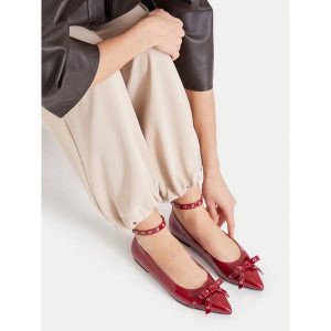 Baleriny MEXX. Czerwone balerinki Mexx, bez wzorów, bez obcasa, bez zapięcia. Za 299,99 zł.
