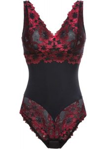 Body bez fiszbinów z koronką w kwiaty. Czarne body i gorsety bonprix, bez wzorów, z koronki. Za 124,99 zł.