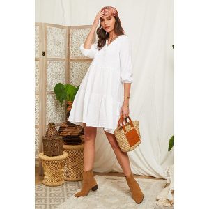 Lin Passion Lniana sukienka w kolorze białym rozmiar: 34/36. Białe sukienki Lin Passion, bez wzorów, ze lnu, klasyczne, bez kołnierzyka, bez ramiączek, mini. Za 173,99 zł.