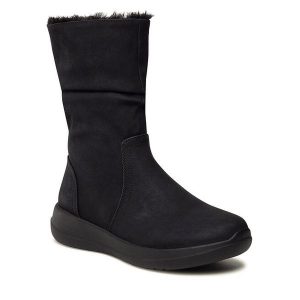 Botki Clara Barson. Czarne botki Clara Barson, bez wzorów, bez obcasa, na płaskiej podeszwie, bez zapięcia. Za 119,99 zł.