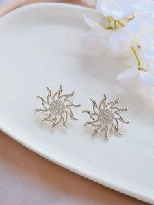 Heliophilia Kolczyki-wkrętki rozmiar: onesize. Kolczyki Heliophilia, metalowe. Za 82,44 zł.