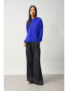 AUTHENTIC CASHMERE Kaszmirowy sweter "Dorte" w kolorze niebieskim rozmiar: XL. Niebieskie swetry oversize AUTHENTIC CASHMERE, xl, bez wzorów, z kaszmiru, bez ramiączek. Za 421,67 zł.