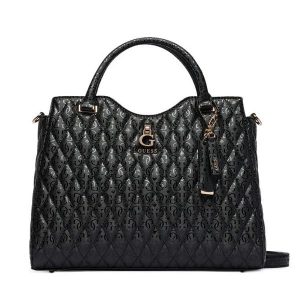 Torebka Guess. Czarne torebki klasyczne Guess, z aplikacjami, bez dodatków. Za 634,99 zł.
