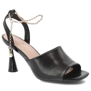 Sandały damskie Vinceza, cholewka ze skóry ekologicznej z metalicznym wykończeniem pasek wokół kostki zamienny na łańcuszek, czarne, 62297. Czarne sandały VINCEZA, bez wzorów, ze skóry ekologicznej, bez obcasa, na obcasie, bez zapięcia. Za 129,00 zł.