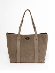Mia Tomazzi Skórzany shopper bag "Bersezio" w kolorze szarobrązowym - 45 x 29 x 12 cm rozmiar: onesize. Brązowe shopper bag Mia Tomazzi, bez wzorów, z materiału, na ramię, bez dodatków. Za 397,83 zł.