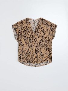 Wiskozowa koszula z krótkim rękawem w panterkę - beżowy. Brązowe koszule Sinsay, l, bez wzorów, z wiskozy, bez kołnierzyka, bez ramiączek. Za 25,99 zł.