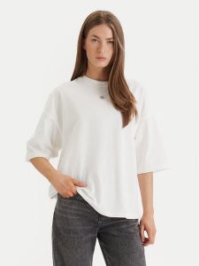 Calvin Klein Jeans T-Shirt LV047D204G Biały Oversize. Białe t-shirty Calvin Klein Jeans, s, bez wzorów, z bawełny, bez kołnierzyka, bez ramiączek. Za 185,99 zł.
