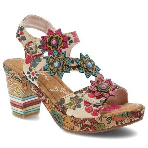 Sandały damskie Laura Vita, ze skóry naturalnej ozdobne aplikacje kwiatowe na paskach i profilowana wkładka, beżowe, Nellao 33 AS311-33. Brązowe sandały LAURA VITA, z aplikacjami, ze skóry, bez obcasa, na obcasie, bez zapięcia. Za 349,00 zł.