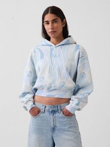 GAP Bluza w kolorze błękitnym rozmiar: S. Niebieskie bluzy GAP, s, bez wzorów, z kapturem. Za 128,55 zł.