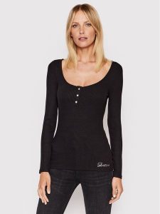 Guess Bluzka W2YP46 KBCO2 Czarny Slim Fit. Czarne bluzki Guess, s, z aplikacjami, z wiskozy, bez kołnierzyka, bez ramiączek. Za 169,99 zł.