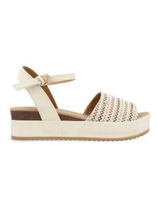 Wrangler Sandały w kolorze kremowym na koturnie rozmiar: 40. Brązowe sandały Wrangler, bez wzorów, z otwartym noskiem, bez obcasa, na koturnie, bez zapięcia. Za 154,43 zł.