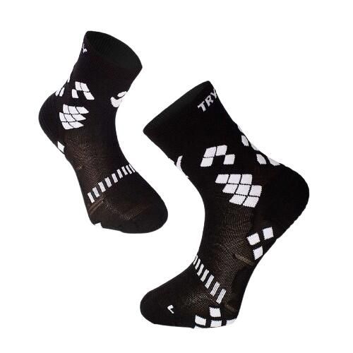 Skarpety uciskowe czarne. Czarne skarpetki TRY TO FLY, bez wzorów. W wyprzedaży za 65,52 zł.