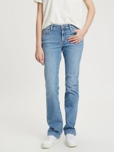 Cross Jeans Dżinsy - Regular fit - w kolorze niebieskim rozmiar: W26/L30. Niebieskie jeansy Cross Jeans, z aplikacjami, z jeansu, z podwyższonym stanem. Za 140,53 zł.