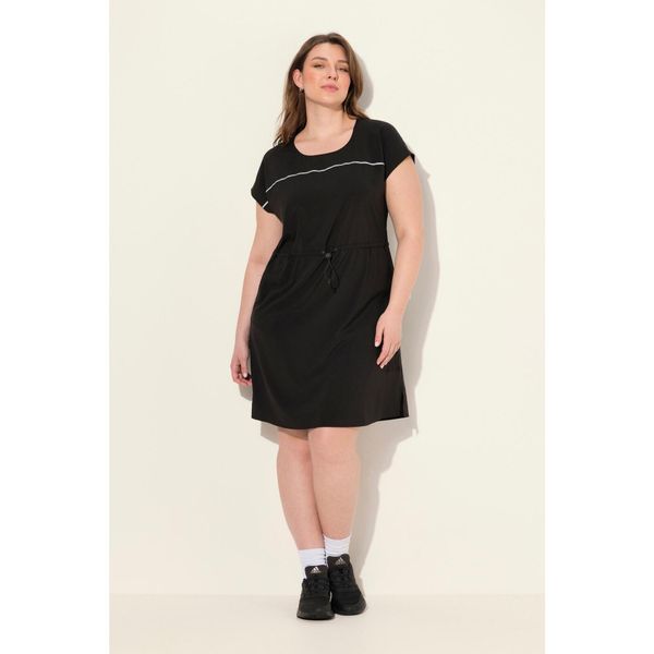 Damskie Sukienka outdoorowa szybkoschnąca okrągły dekolt bez rękawów. Czarne sukienki Ulla Popken, plus size, bez wzorów, z materiału, sportowe, bez kołnierzyka, plus size, bez ramiączek, sportowe. W wyprzedaży za 209,99 zł.