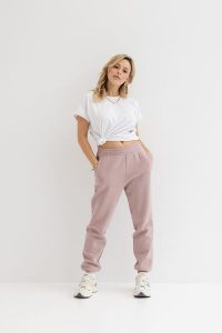 SPODNIE CELINE LILA XS - Flawless. Spodnie dresowe Flawless, s, bez wzorów, z bawełny. Za 155,00 zł.