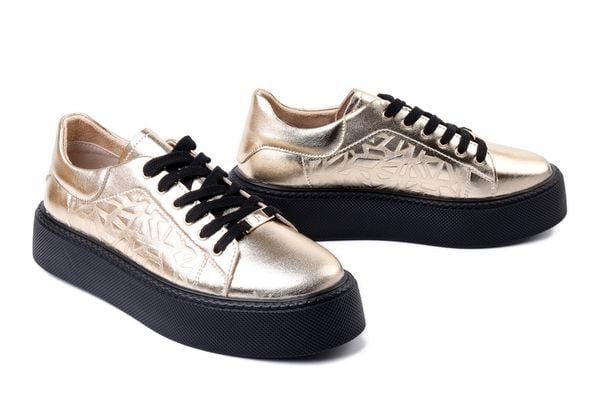 FILIPPO DP6119/25 GO złoty, półbuty damskie. Żółte półbuty Filippo, bez wzorów, ze skóry, bez obcasa, bez zapięcia. Za 165,82 zł.