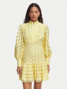 Bardot Sukienka koktajlowa Remy 58421DB7 Żółty jasny Regular Fit. Żółte sukienki Bardot, bez wzorów, z syntetyku, wizytowe, bez kołnierzyka, bez ramiączek. Za 656,99 zł.