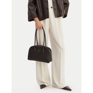 Torebka GINO ROSSI. Brązowe torebki klasyczne Gino Rossi, bez wzorów, bez dodatków. Za 399,99 zł.