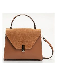 Victor & Hugo Paris Skórzana torebka "Shak" w kolorze karmelowym - 23,5 x 20 x 10 cm rozmiar: onesize. Brązowe torebki klasyczne Victor & Hugo Paris, bez wzorów, z materiału, przez ramię, bez dodatków. Za 260,99 zł.