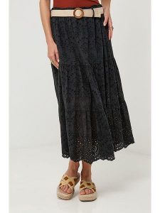 Lin Passion Lniana spódnica w kolorze czarnym rozmiar: 36/38. Czarne spódnice Lin Passion, na co dzień, bez wzorów, z koronki, klasyczne, midi. Za 219,60 zł.