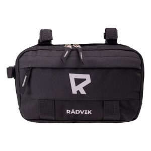 Torba na kierownicę Radvik Bastasa. Czarne torby podróżne i sportowe Radvik, bez wzorów, z materiału, duże. Za 87,55 zł.
