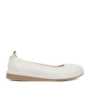 Baleriny Lasocki. Balerinki Lasocki, bez wzorów, bez obcasa, bez zapięcia. Za 199,99 zł.