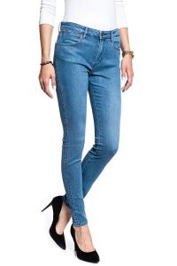 WRANGLER SKINNY DAMSKIE SPODNIE JEANSOWE SOFT WORN W28KJE12P 112128280. Rurki Wrangler, z jeansu. Za 209,99 zł.