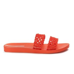 Klapki damskie Ipanema 26506 RENDA FEM. Czerwone klapki Ipanema, w ażurowe wzory, z materiału, bez obcasa. Za 55,00 zł.