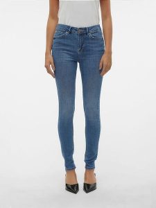 Vero Moda Dżinsy - Slim fit - w kolorze niebieskim rozmiar: XXL/L30. Niebieskie jeansy Vero Moda, z aplikacjami, ze skóry. Za 100,99 zł.