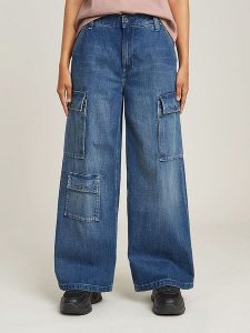 G-Star Dżinsy - Comfort fit - w kolorze niebieskim rozmiar: W24. Niebieskie jeansy G-Star, z aplikacjami, z bawełny, z podwyższonym stanem. Za 295,99 zł.