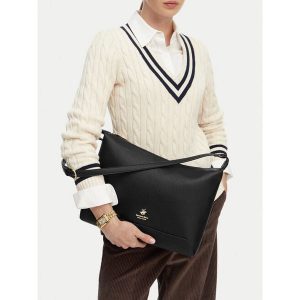 Torebka Beverly Hills Polo Club. Czarne listonoszki Beverly Hills Polo Club, bez wzorów, bez dodatków. Za 179,99 zł.
