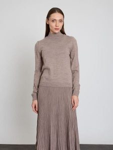 BGN Golf w kolorze beżowym rozmiar: 36. Brązowe golfy BGN, bez wzorów. Za 78,99 zł.