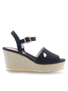 U.S. Polo Assn. Sandały Alyss ALYSSA012 Czarny. Czarne sandały U.S. Polo Assn., bez wzorów, z materiału, bez obcasa, na koturnie, bez zapięcia. Za 279,99 zł.