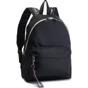 Plecak TOMMY JEANS - Tju Logo Tape Backpack AU0AU00491 002. Plecaki marki Tommy Jeans. Za 449,00 zł.