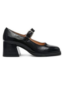 Steve Madden Czółenka w kolorze czarnym rozmiar: 36. Czarne czółenka Steve Madden, bez wzorów, z okrągłym noskiem, bez obcasa, bez zapięcia. Za 241,56 zł.