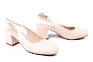 RIEKER 44751-61 beige, czółenka damskie. Brązowe czółenka Rieker, bez wzorów, bez obcasa, na obcasie, bez zapięcia. Za 319,90 zł.