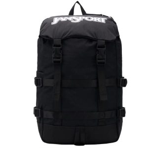 Plecak sportowo-turystyczny dla dorosłych Skip Pack Backpack. Czarne plecaki Jansport. Za 279,99 zł.