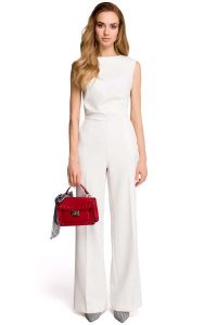 Elegancki Kombinezon z Szerokimi Nogawkami - Ecru. Czarne kombinezony MOE, l, bez wzorów, z elastanu, eleganckie, bez kołnierzyka, bez ramiączek. Za 263,90 zł.