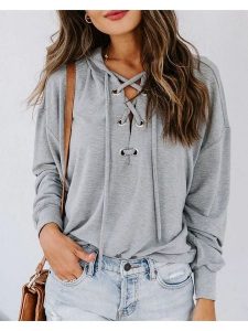 Milan Kiss Bluza w kolorze szarym rozmiar: M. Szare bluzy Milan Kiss, m, bez wzorów, z kapturem. Za 130,99 zł.