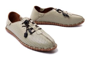 ARTIKER RELAKS 46C0925 zielony, półbuty damskie. Zielone półbuty Artiker Relaks, na lato, bez wzorów, ze skóry, bez obcasa, bez zapięcia. Za 125,94 zł.