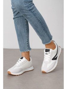 C'M Sneakersy w kolorze biało-szarym rozmiar: 41. Białe trampki C'M, bez wzorów, bez zapięcia. Za 149,95 zł.
