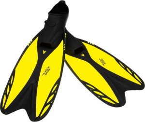 Płetwy do snorkelingu Aqua Speed Vapor. Czarne jeansy Aqua-Speed, bez wzorów, z gumy. Za 99,99 zł.