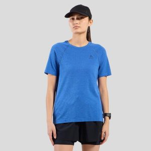 Koszulka damska Odlo T-shirt crew neck s/s ESSENTIAL SEAMLESS. Niebieskie koszule nocne ODLO, bez wzorów, z materiału, bez ramiączek. Za 219,99 zł.