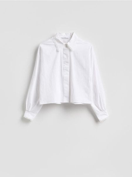 Koszula z bawełną - biały. Białe koszule Reserved, l, bez wzorów, z bawełny, bez kołnierzyka, bez ramiączek. Za 149,99 zł.