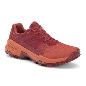Buty trekkingowe damskie Mammut Sertig II Low GTX. Czerwone buty trekkingowe Mammut, bez zapięcia. Za 549,99 zł.