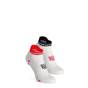 Skarpety biegowe Compressport Pro Racing Socks v4.0 UL Run Low. Białe skarpetki Compressport, bez wzorów. Za 70,99 zł.